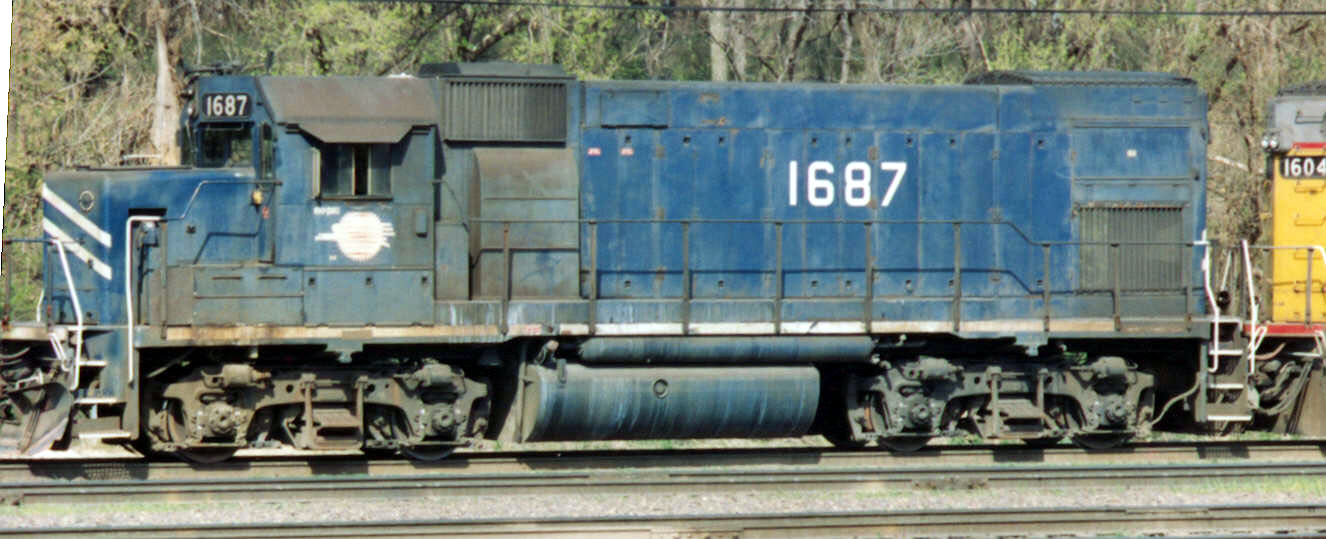 An old deisel train engine with the number 1687